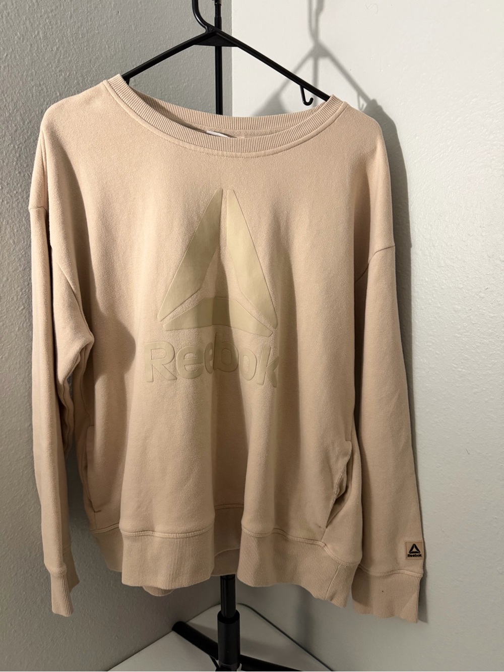 Reebok Women's Neutral Cream Crewneck Sweatshirt